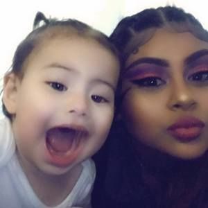 Meet your Posher, Ashley